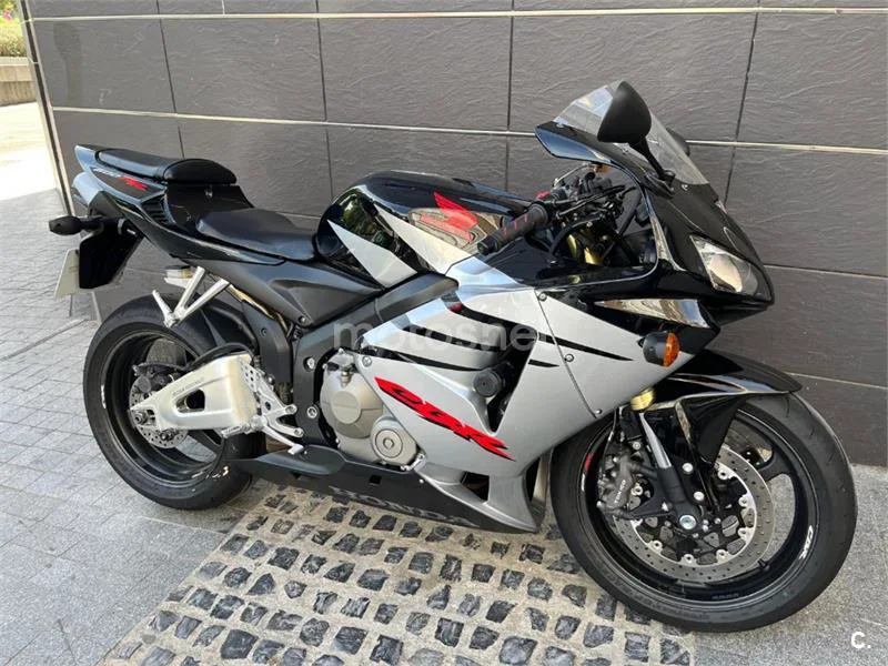 Honda CBR600RR - Vista 5