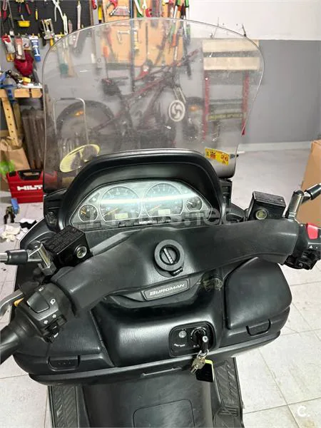 Suzuki Burgman 400 – Vista 5
