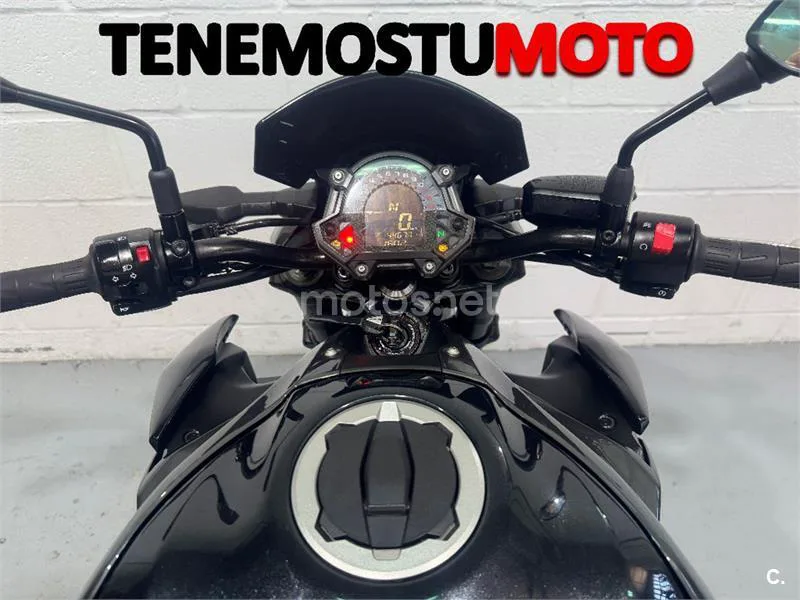 Kawasaki Z900 – Vista 10