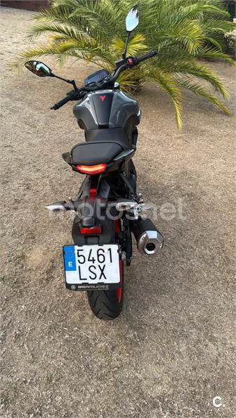 Yamaha MT-125 – Vista 4