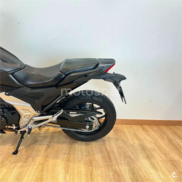 Honda NC 750 X – Vista 3