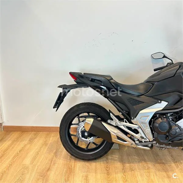Honda NC 750 X – Vista 6
