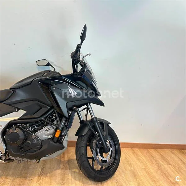 Honda NC 750 X – Vista 7