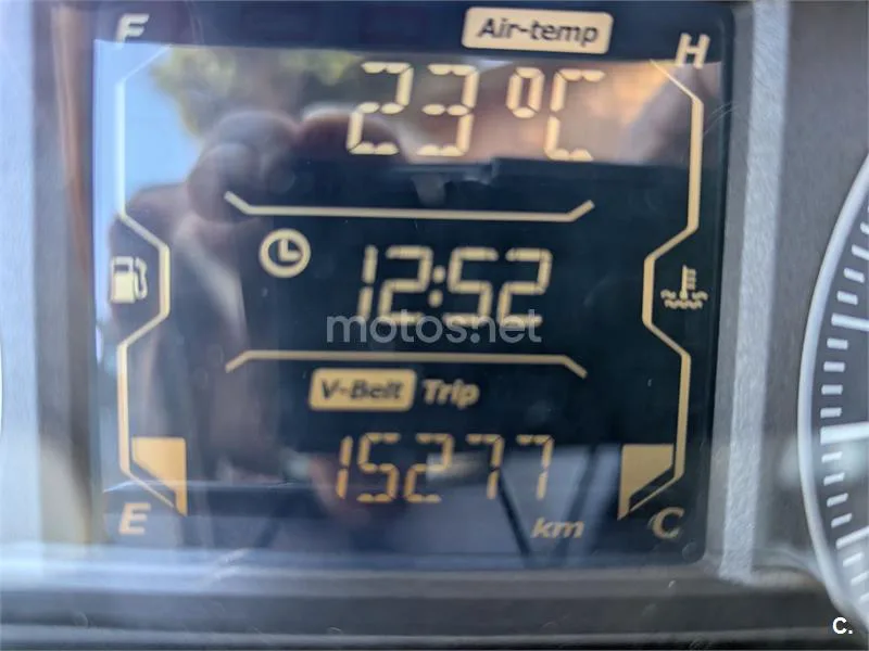 Yamaha XMAX 300 - Vista 6