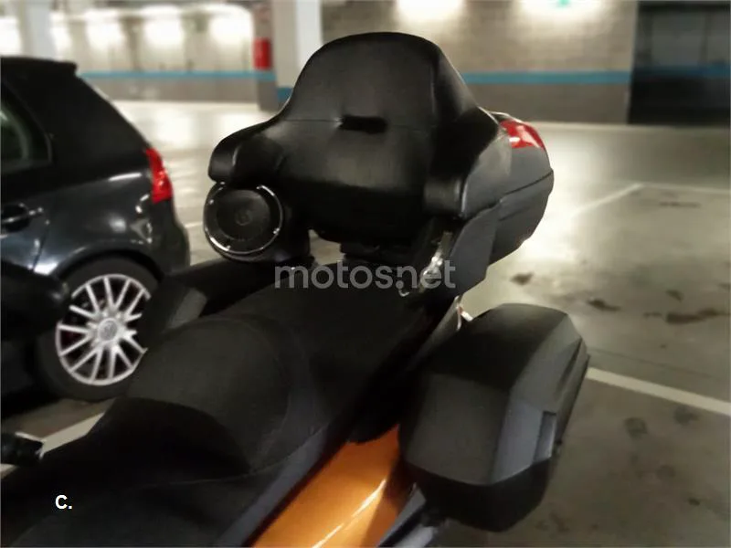 Kymco Super Dink 125 – Vista 4