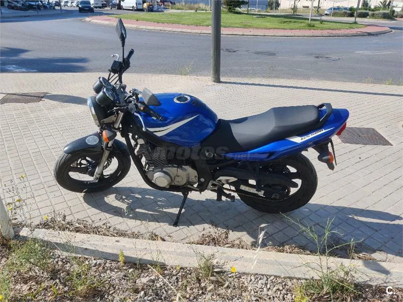 Suzuki GS 500 – Vista 3