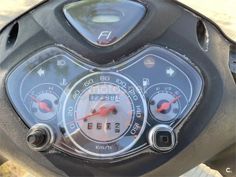 Honda NES 125 – Vista 4