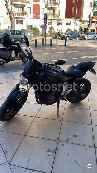Yamaha MT-07 – Vista 11