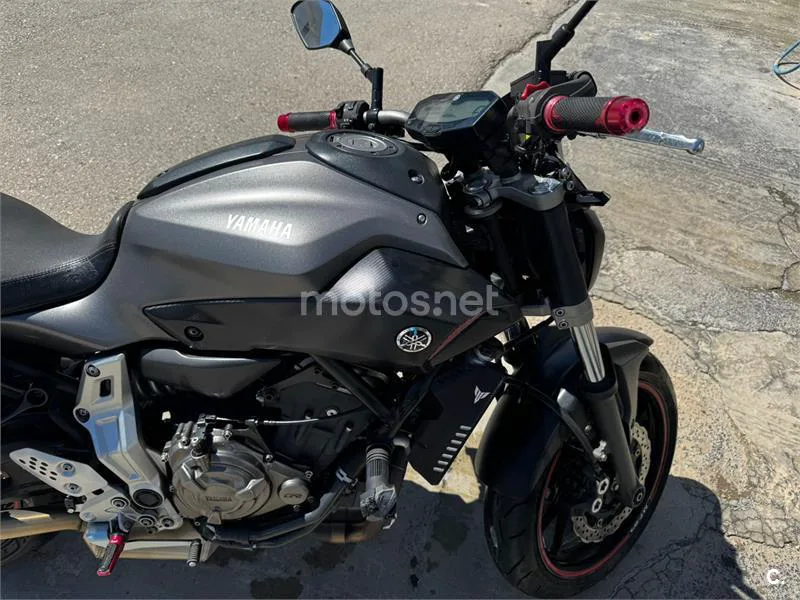 Yamaha MT-07 – Vista 5