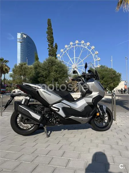 Honda ADV 350 – Vista 7
