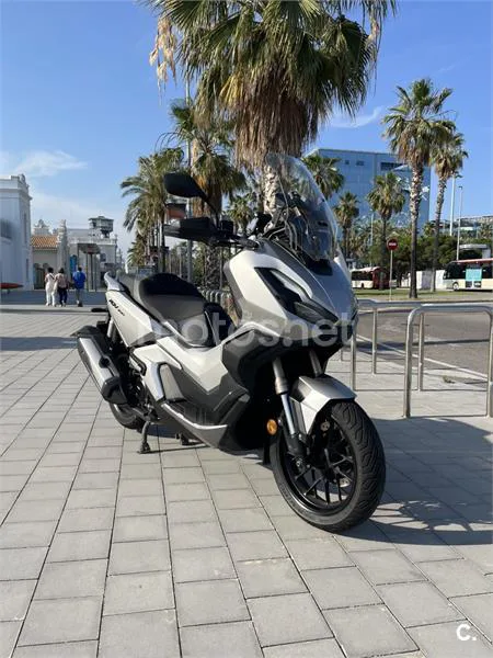 Honda ADV 350 – Vista 9