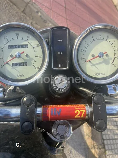 Yamaha SR 250 Special – Vista 5