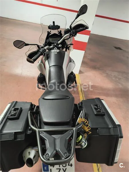 Moto Guzzi V85 TT – Vista 4
