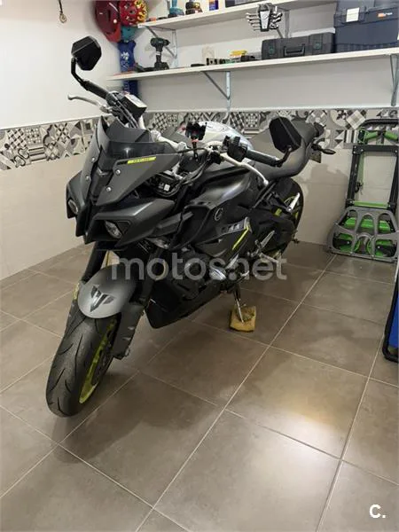 Yamaha MT-10 - Vista 4