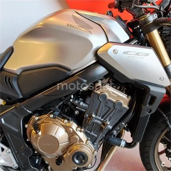 Honda CB 650 R – Vista 14