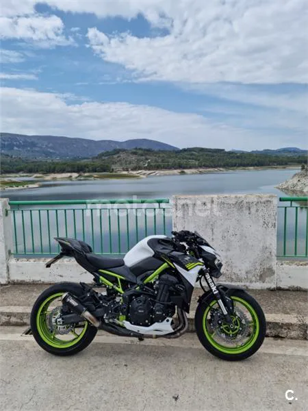 Kawasaki Z900 – Vista 3