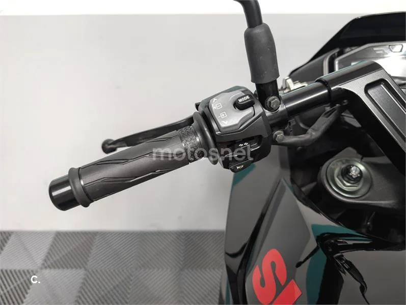 Suzuki Katana 1000 – Vista 10