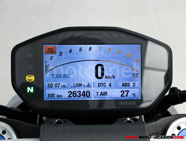 Ducati Monster 1200 S – Vista 6