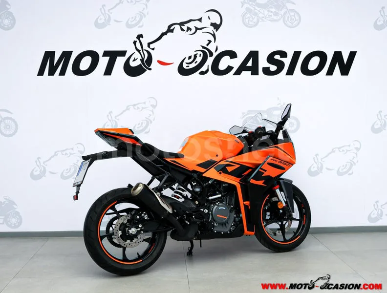 KTM RC – Vista 3
