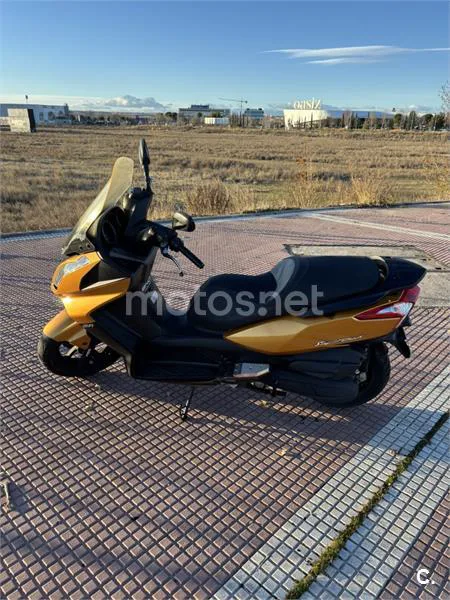 Kymco Super Dink 125 – Vista 7