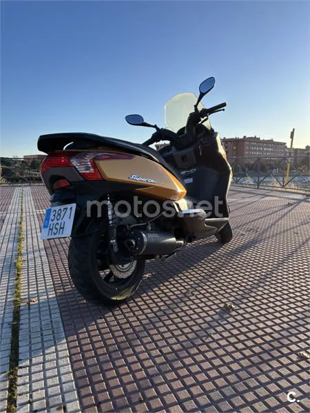 Kymco Super Dink 125 – Vista 9