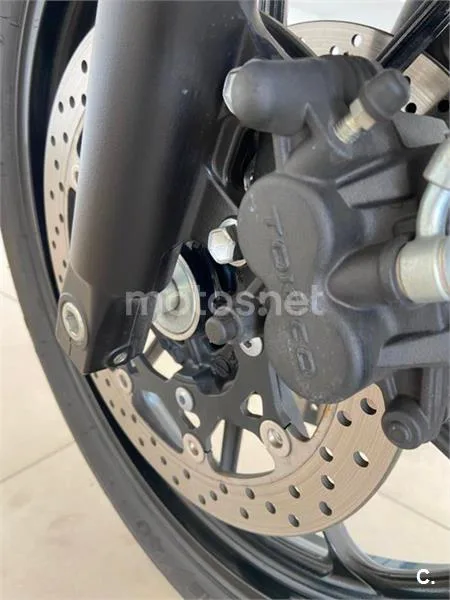 Suzuki V-Strom 650 – Vista 5