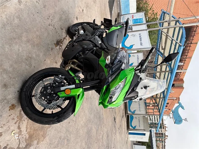 Kawasaki Versys – Vista 6