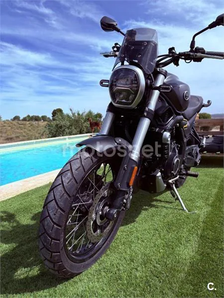 Voge 525 ACX – Vista 11