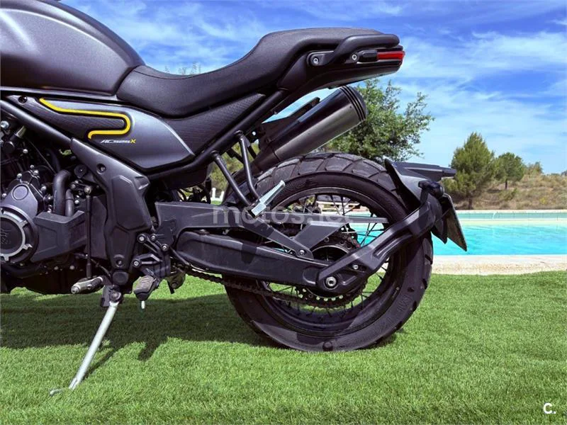 Voge 525 ACX – Vista 6