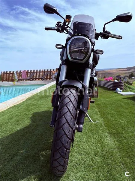 Voge 525 ACX – Vista 8