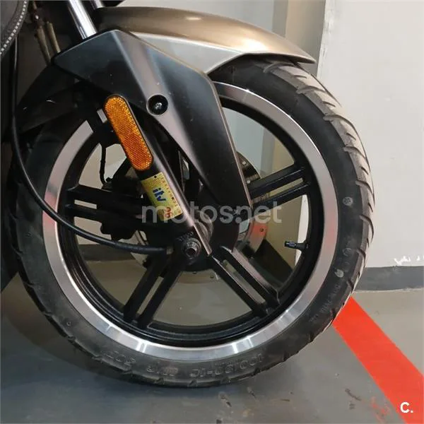 Kymco Agility City 125 – Vista 16