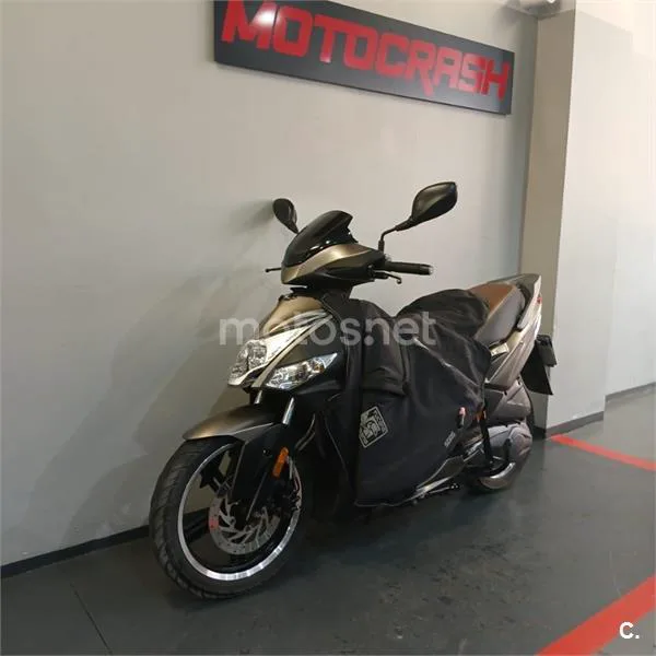 Kymco Agility City 125 – Vista 6