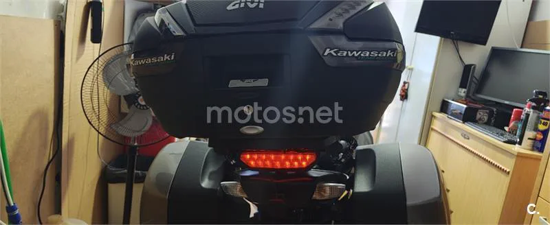 Kawasaki 1400GTR - Vista 7