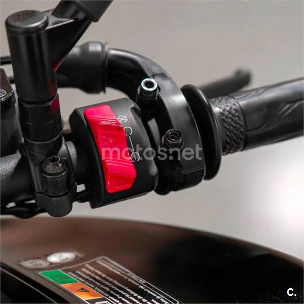 Yamaha MT-125 – Vista 15