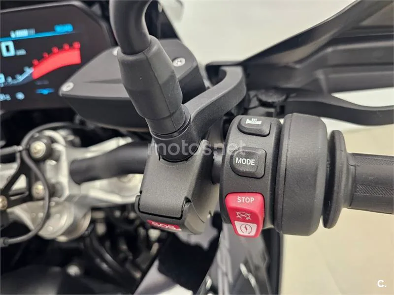 BMW F 900 XR – Vista 7