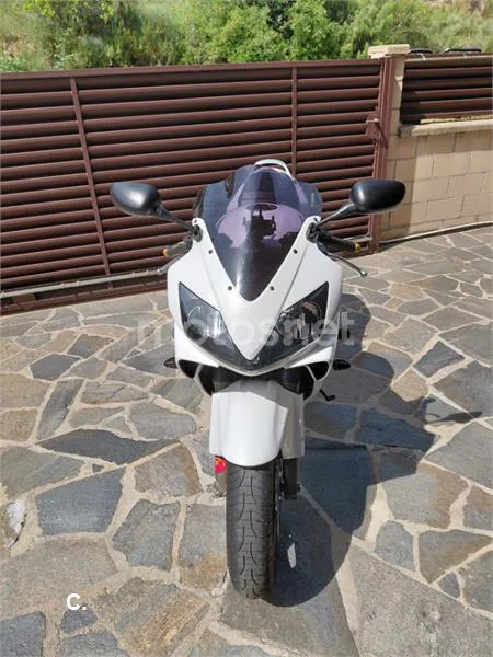 Honda CBR 600 F – Vista 6
