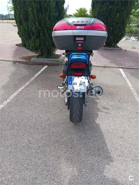 Suzuki Bandit 650 S – Vista 4