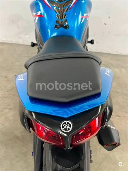 Yamaha FZ1 – Vista 20