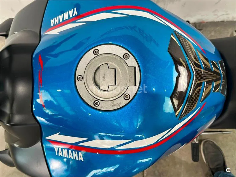 Yamaha FZ1 – Vista 21