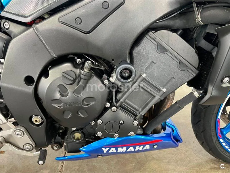 Yamaha FZ1 – Vista 24