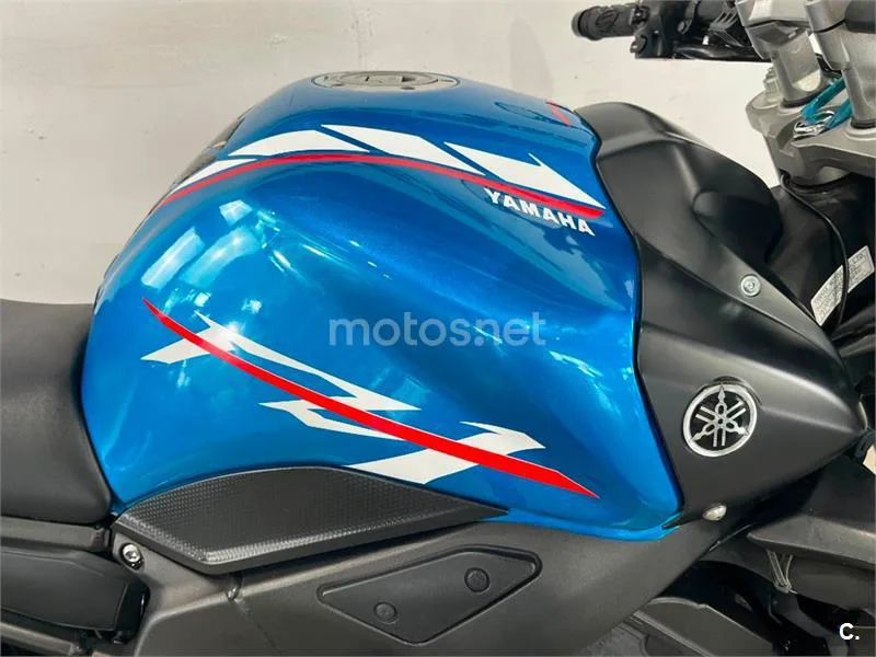 Yamaha FZ1 – Vista 31