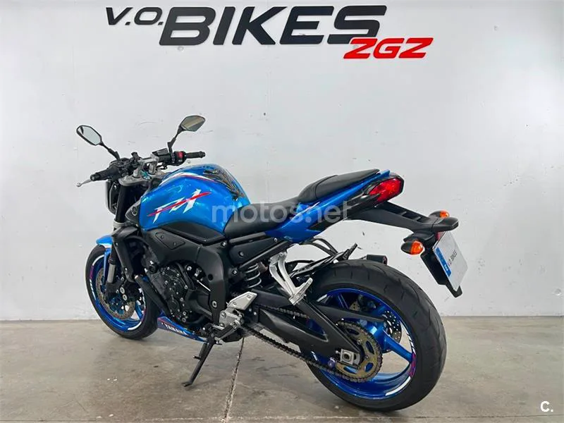 Yamaha FZ1 – Vista 5