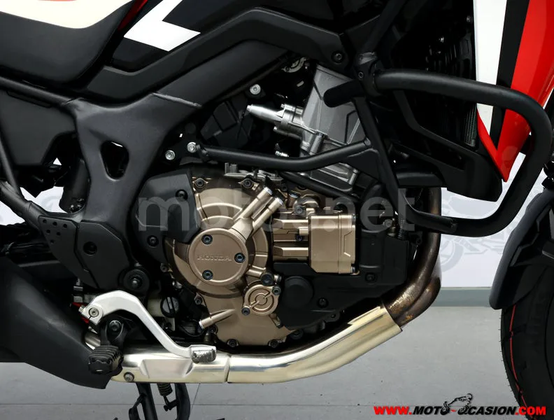 Honda CRF 1000L Africa Twin – Vista 5