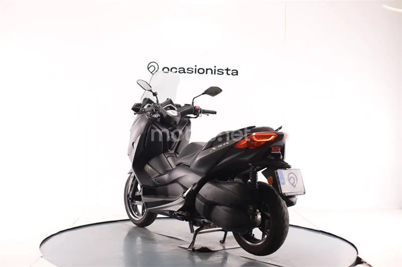 Yamaha XMAX 300 – Vista 3