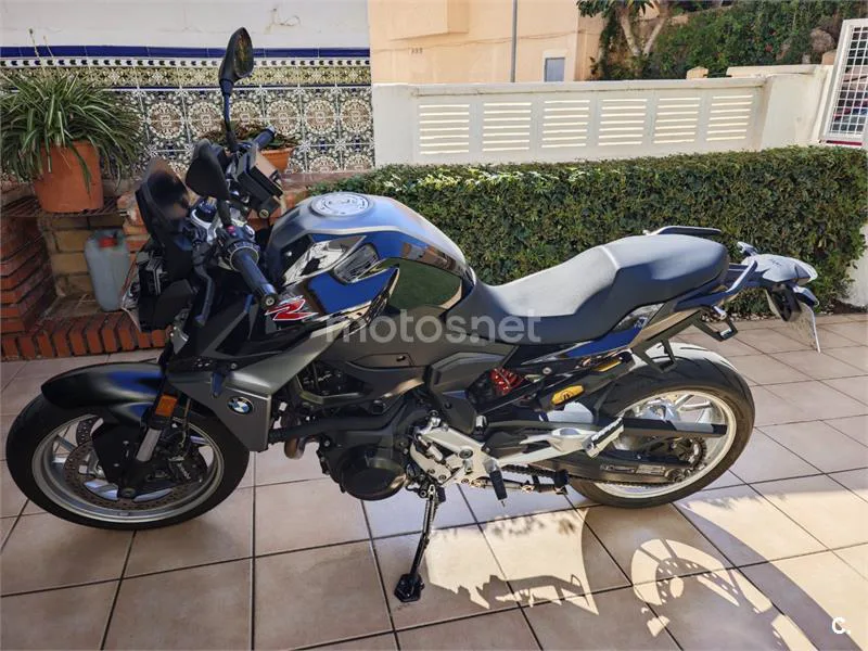 BMW F 900 R – Vista 2
