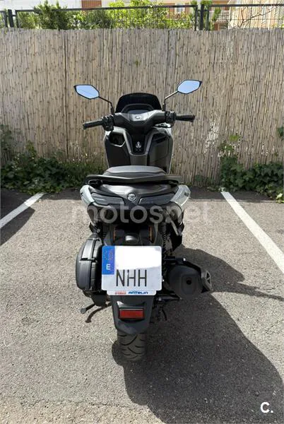 Yamaha NMAX – Vista 2