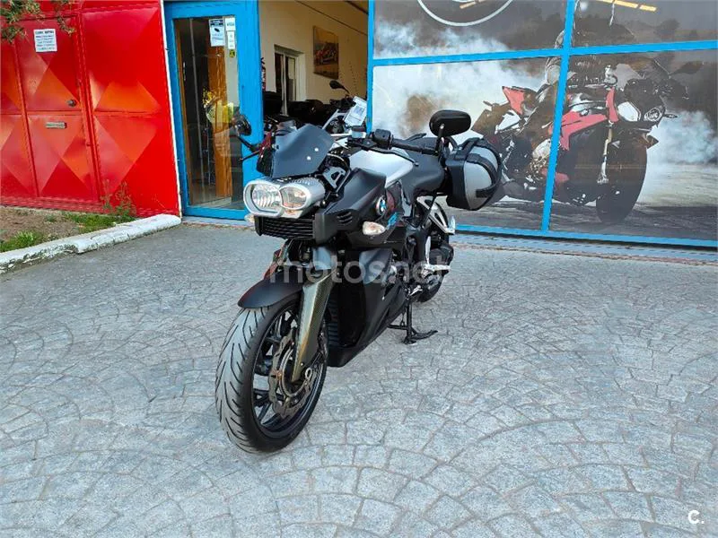 BMW K 1200 R – Vista 12