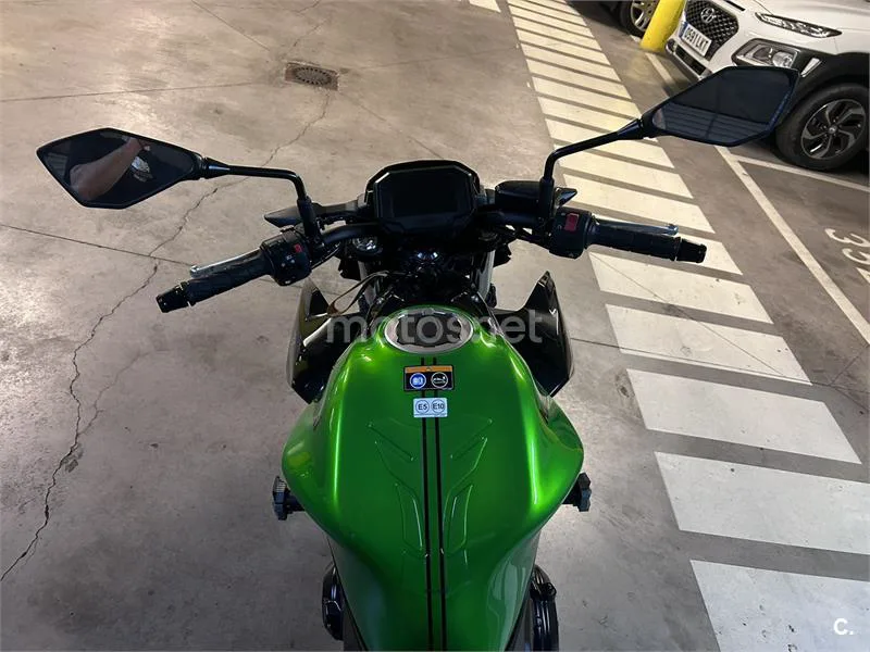 Kawasaki Z650 – Vista 12