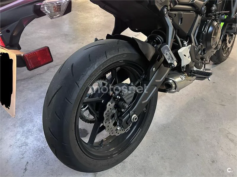 Kawasaki Z650 – Vista 6