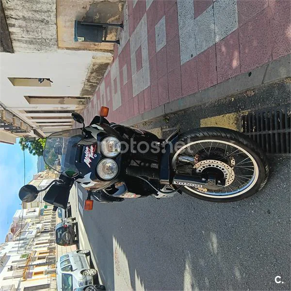 Honda XRV 750 Africa Twin – Vista 3
